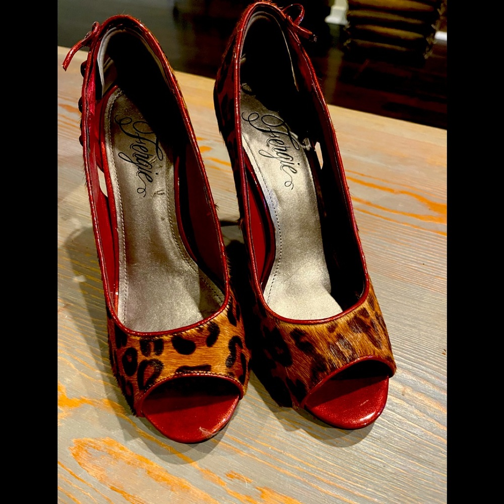 Fergie Leopard print 👠 Size 8.5